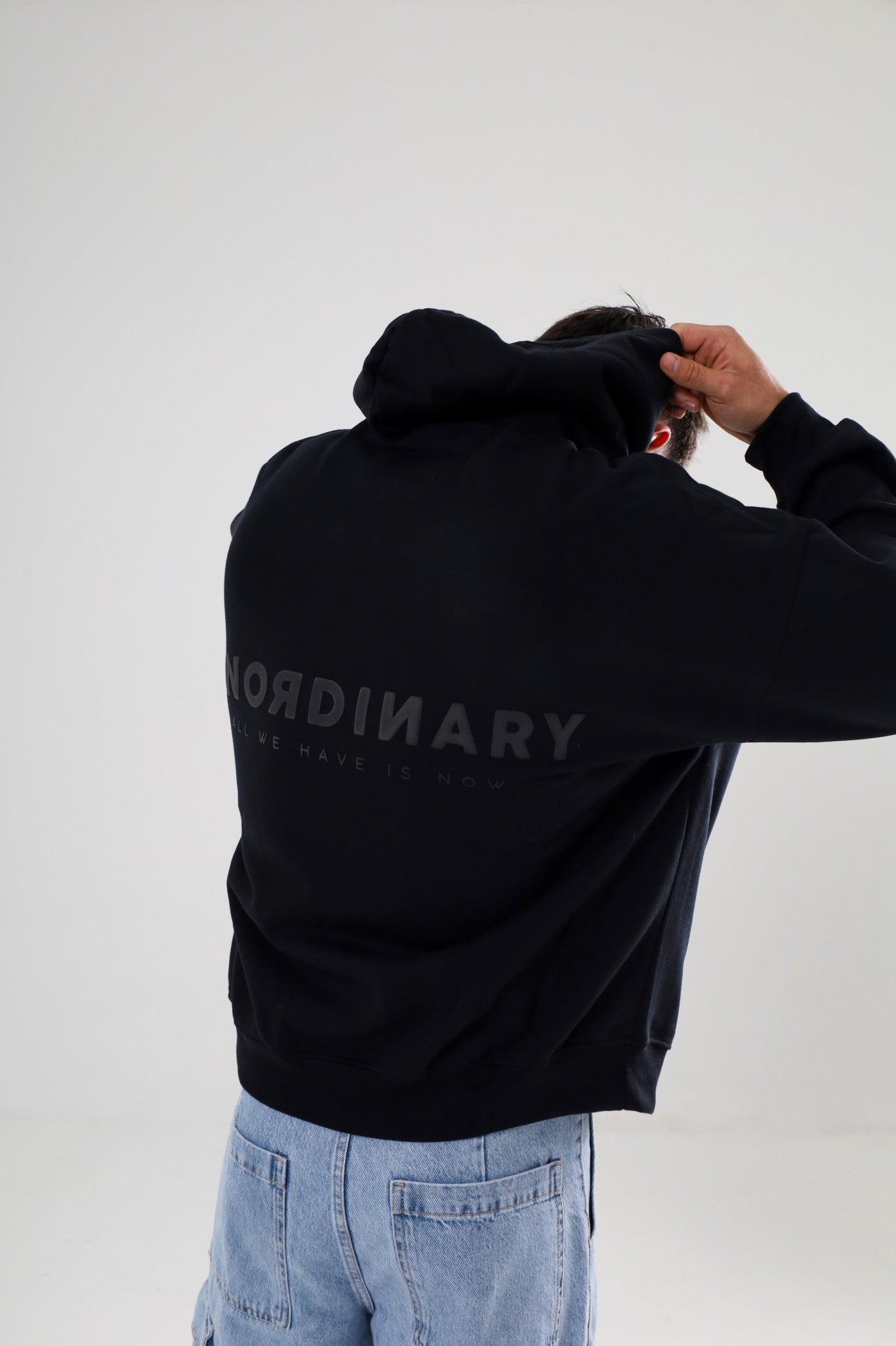 Hoodie Oversize Unisex - Negra | EVERYWHERE
