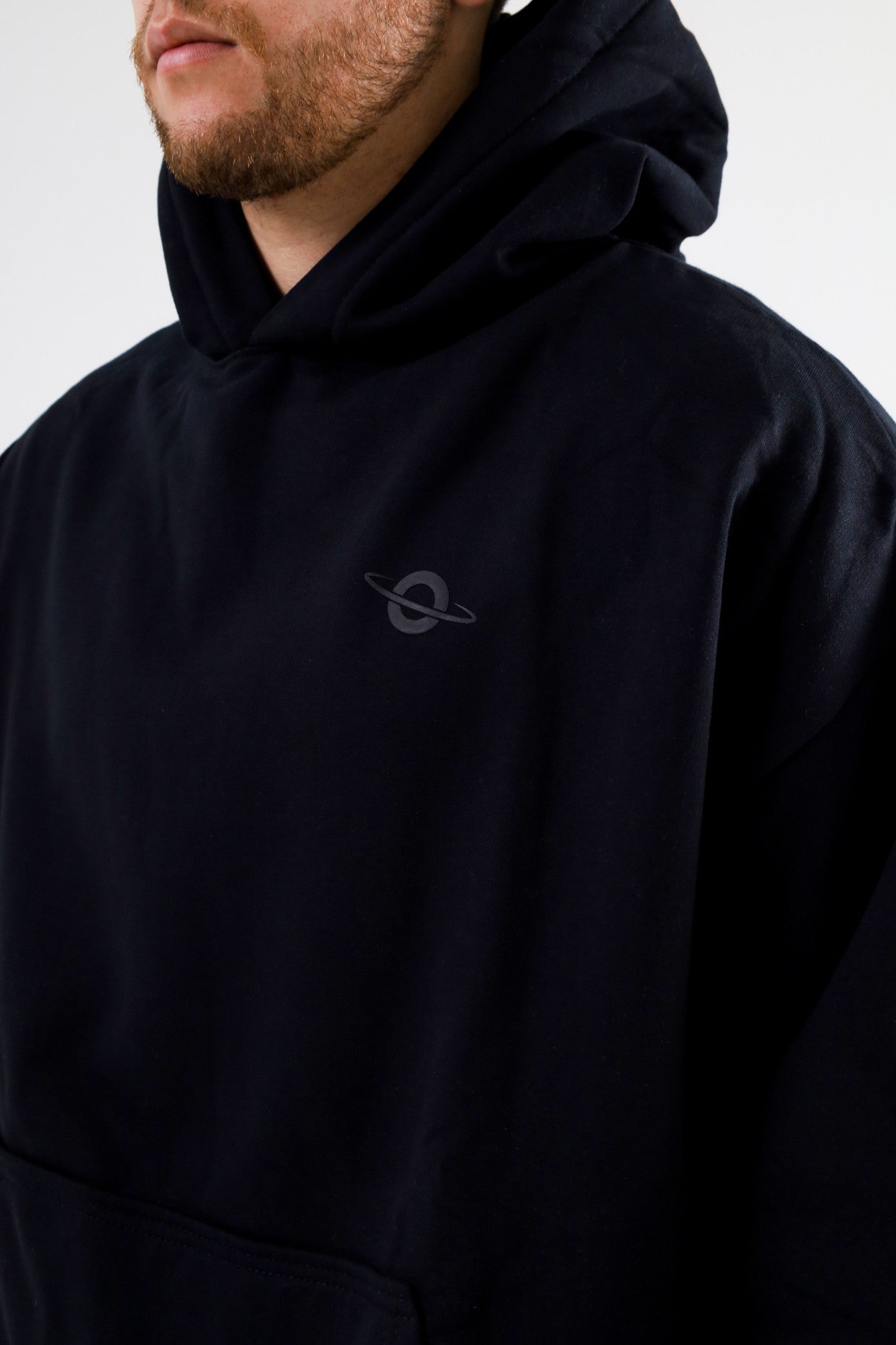 Hoodie Oversize Unisex - Negra | EVERYWHERE