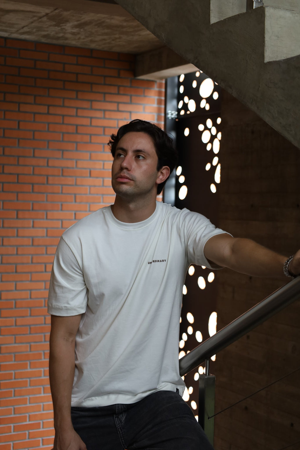 Playera Semi-Oversize Unisex - Blanca | 2-DROP E/W