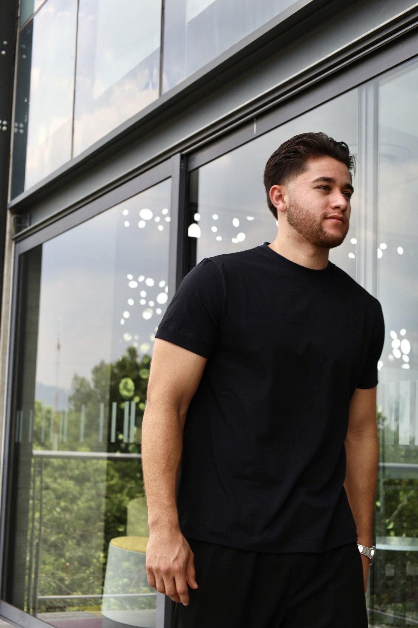 Playera Regular Fit Unisex - Negra | 2-DROP E/W