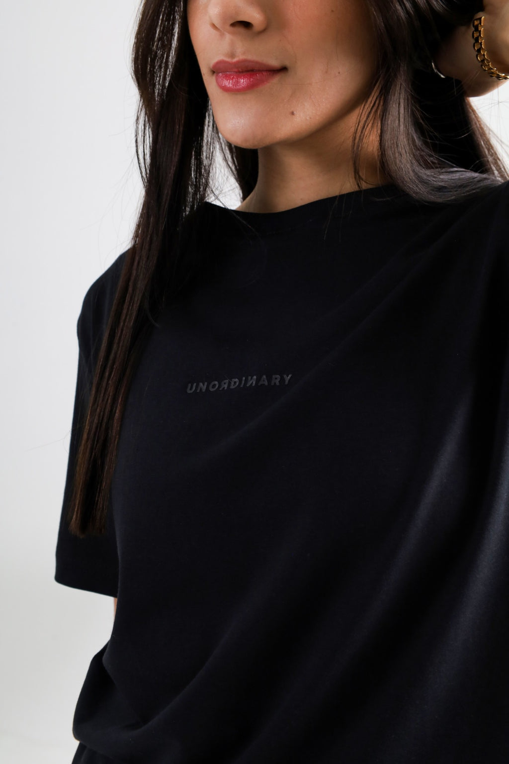 Playera Regular Fit Unisex - Negra | EVERYWHERE